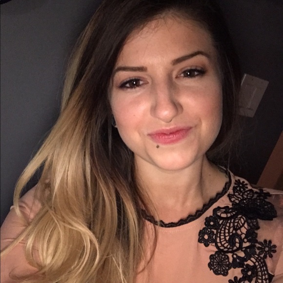 Meet your Posher, Jill - Picture 1 of 1